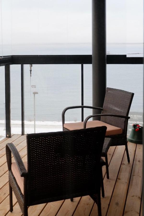 Apartment Seafront Oasis: Luxury